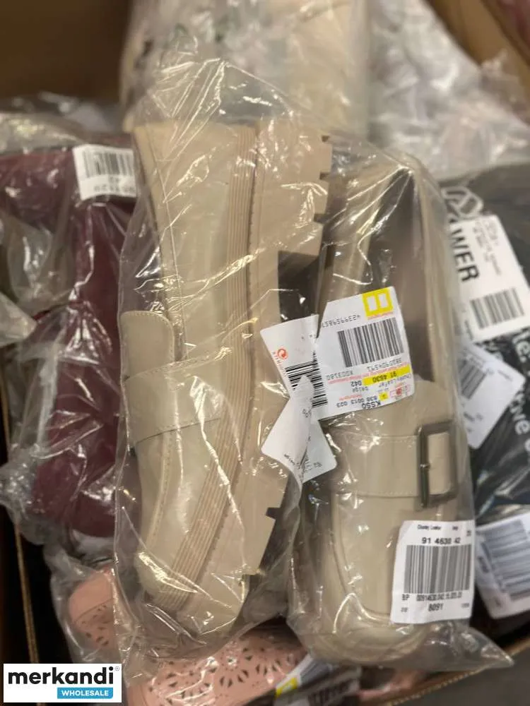 4 € por par en una mezcla de zapatos versátil con diferentes tallas y elementos como Mix Cardboard, A Ware, Zapatos de mujer, Pa