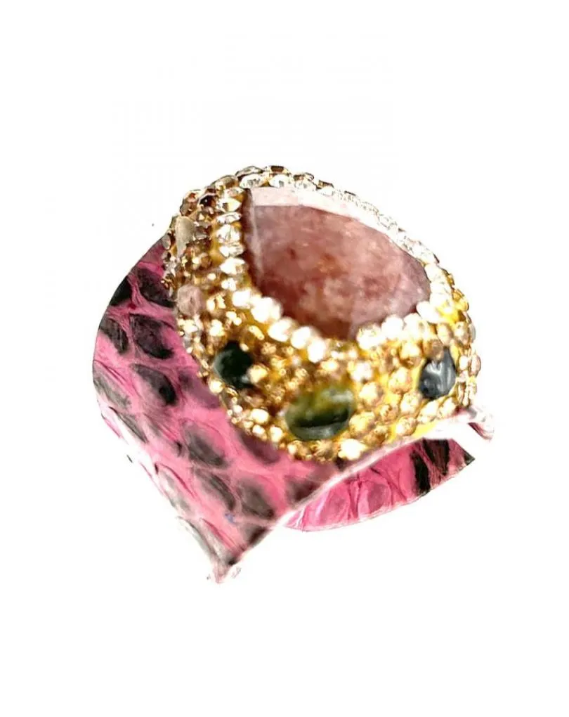 ANILLOS ORIGINAL FUCSIAS CON PIEDRA DECORADA Y PIEL DE CUERO