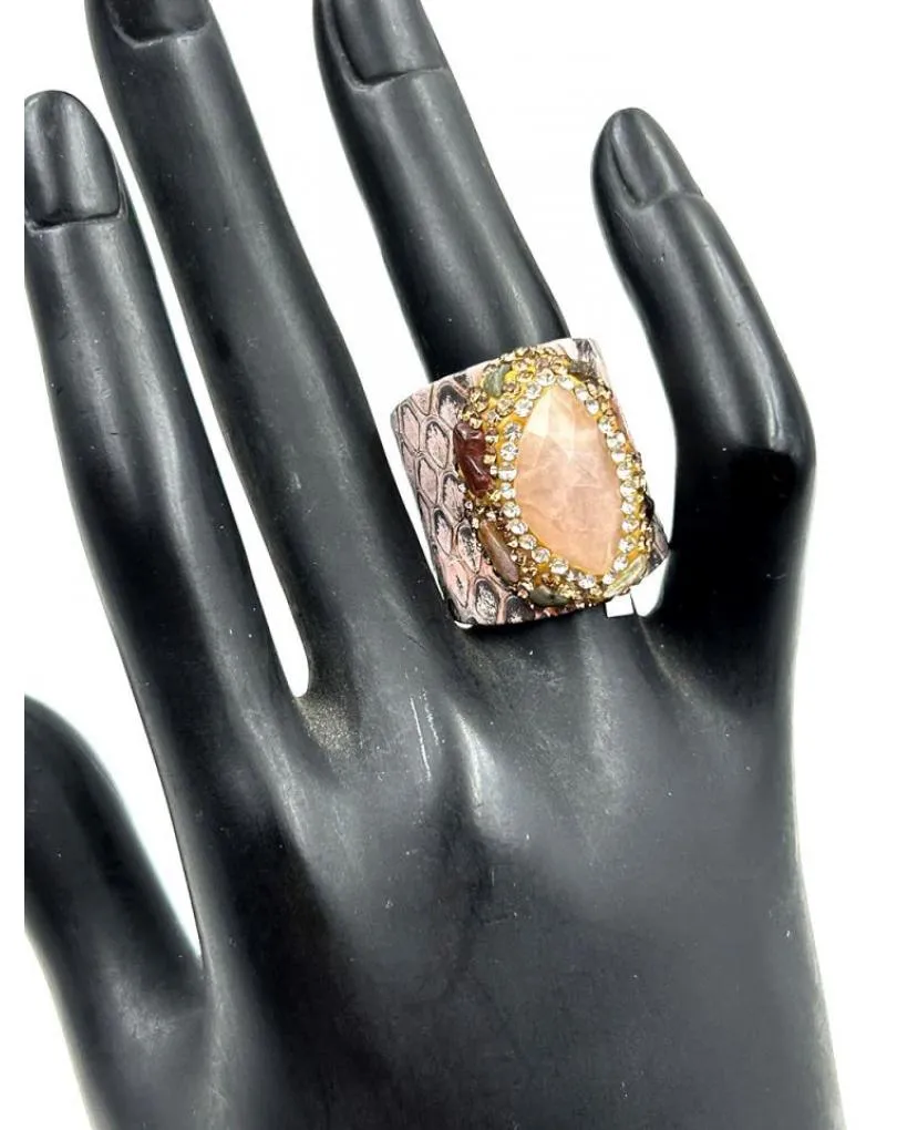 ANILLOS ROSAS ORIGINALES CON PIEDRA DECORADA Y PIEL DE CUERO
