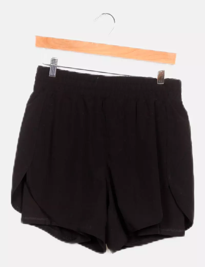 Avía Short negro técnico