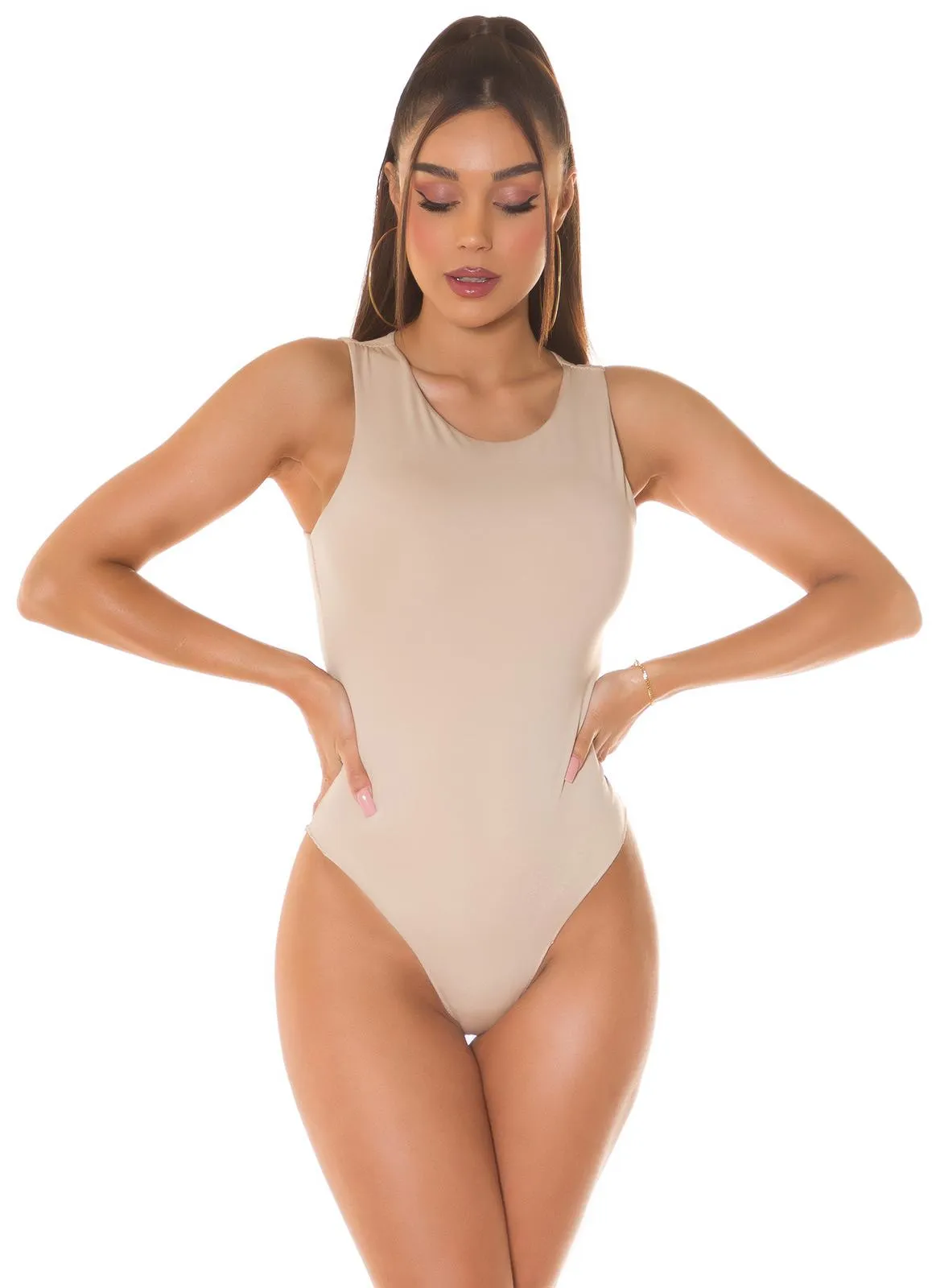 Body básico cuello redondo beige
