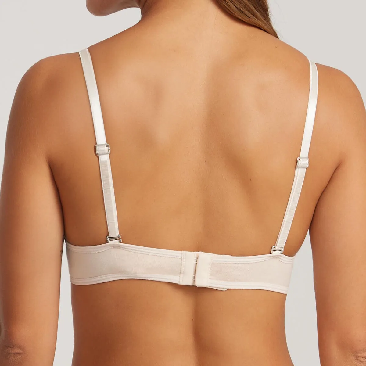 Brasier con Encaje