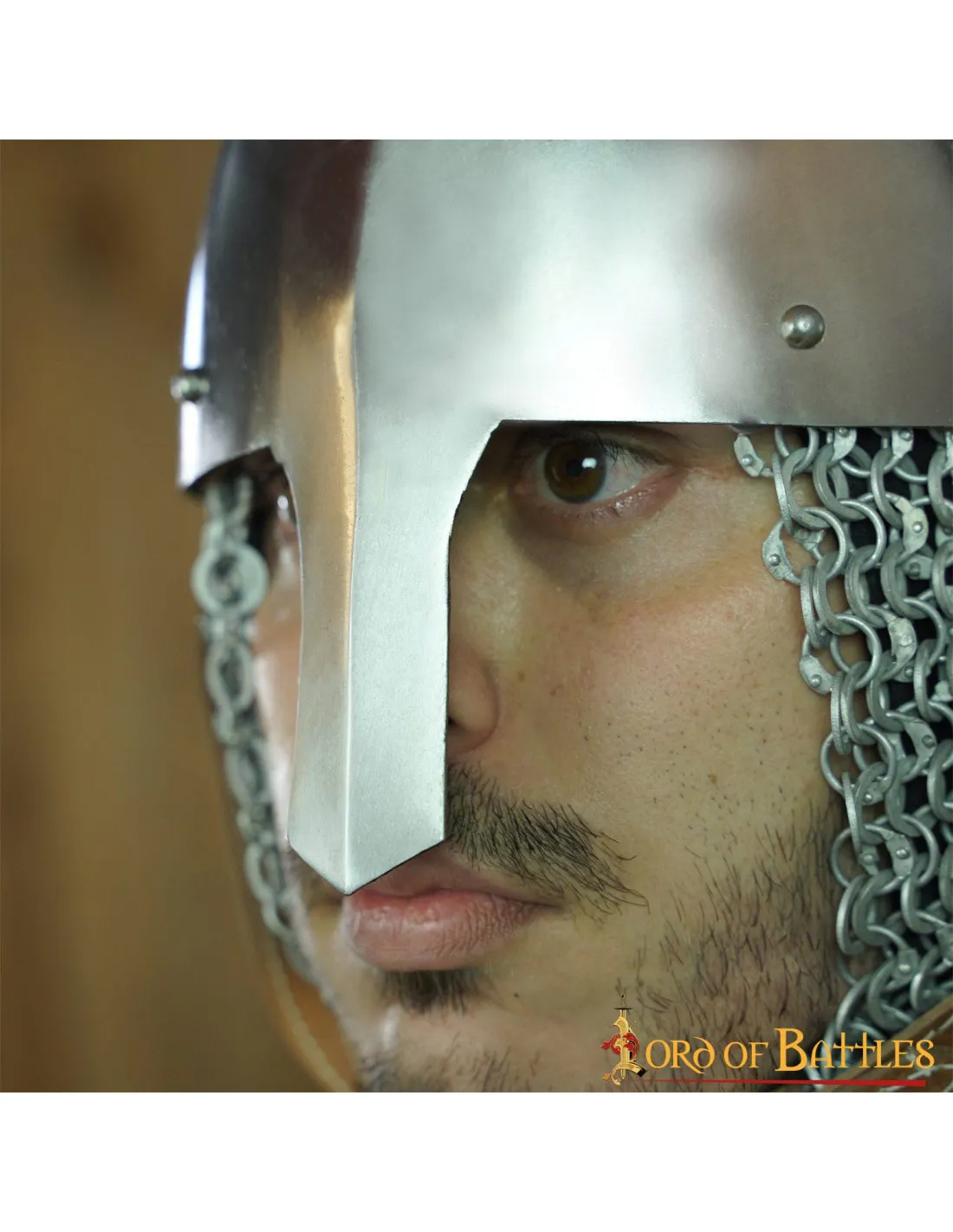 Casco nasal Olmutz siglo XI con forro de cuero, 16 g.