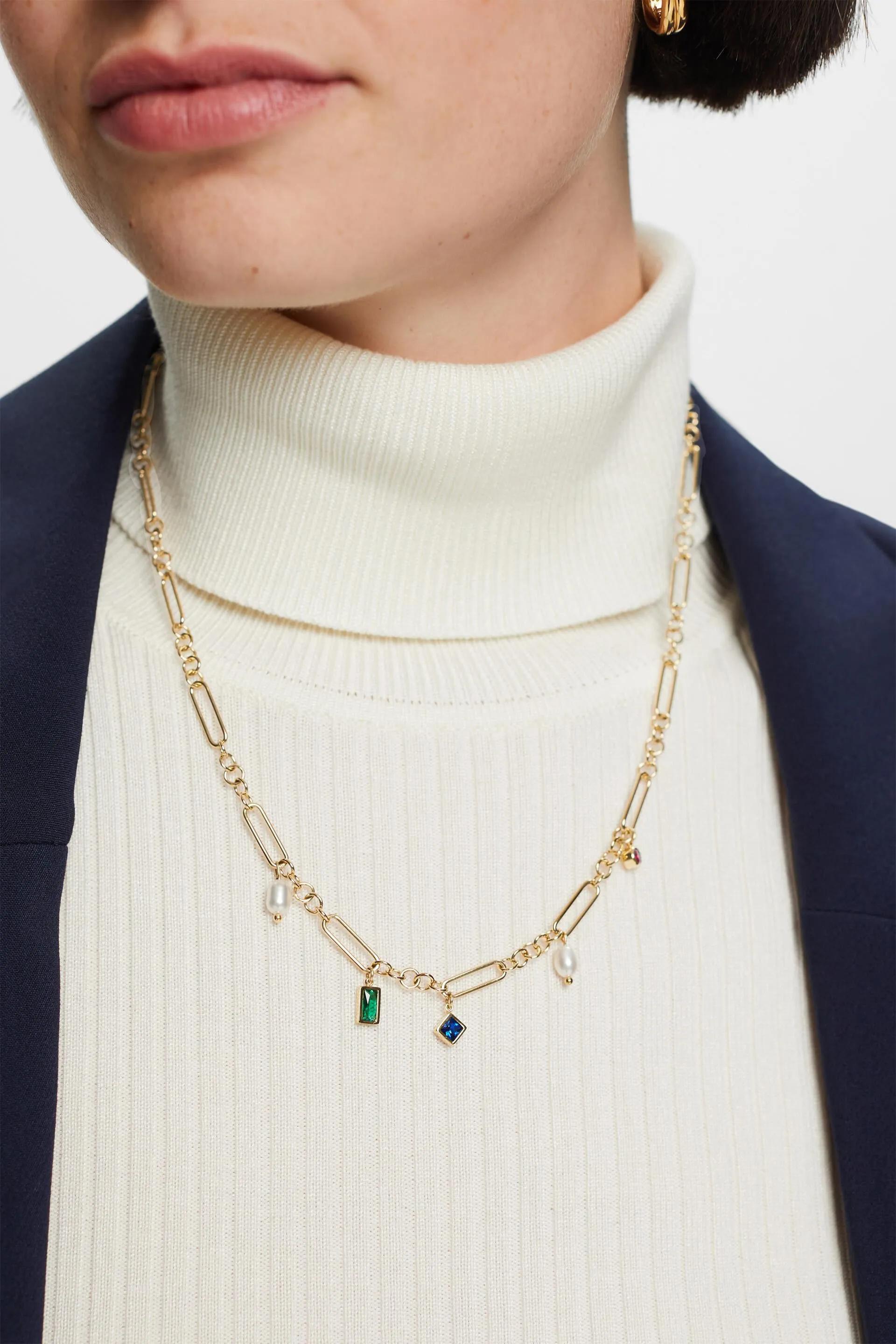 Collar estilo cadena de acero inoxidable con charms