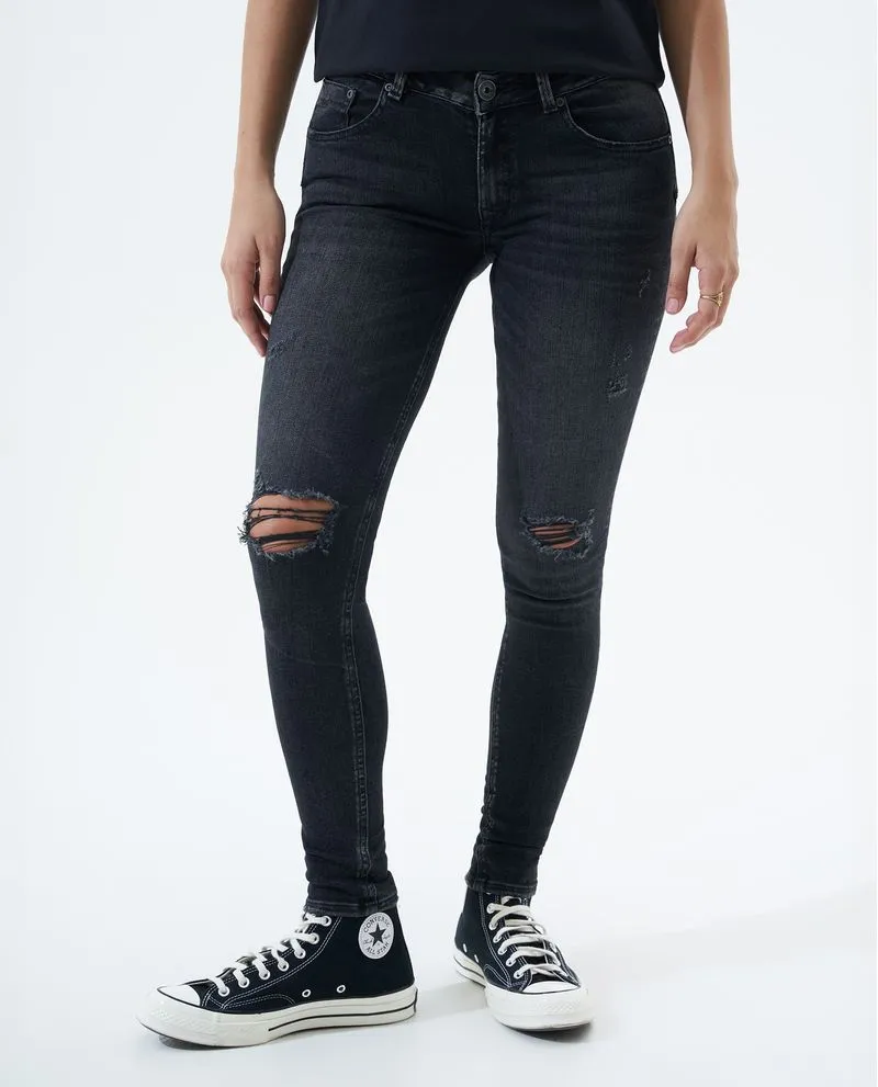 Jean Jegging fit con rotos para mujer