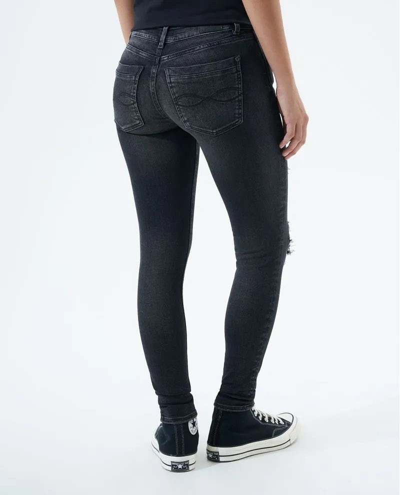 Jean Jegging fit con rotos para mujer