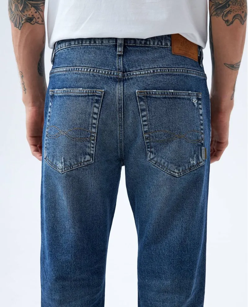 Jean Relaxed tono medio para hombre