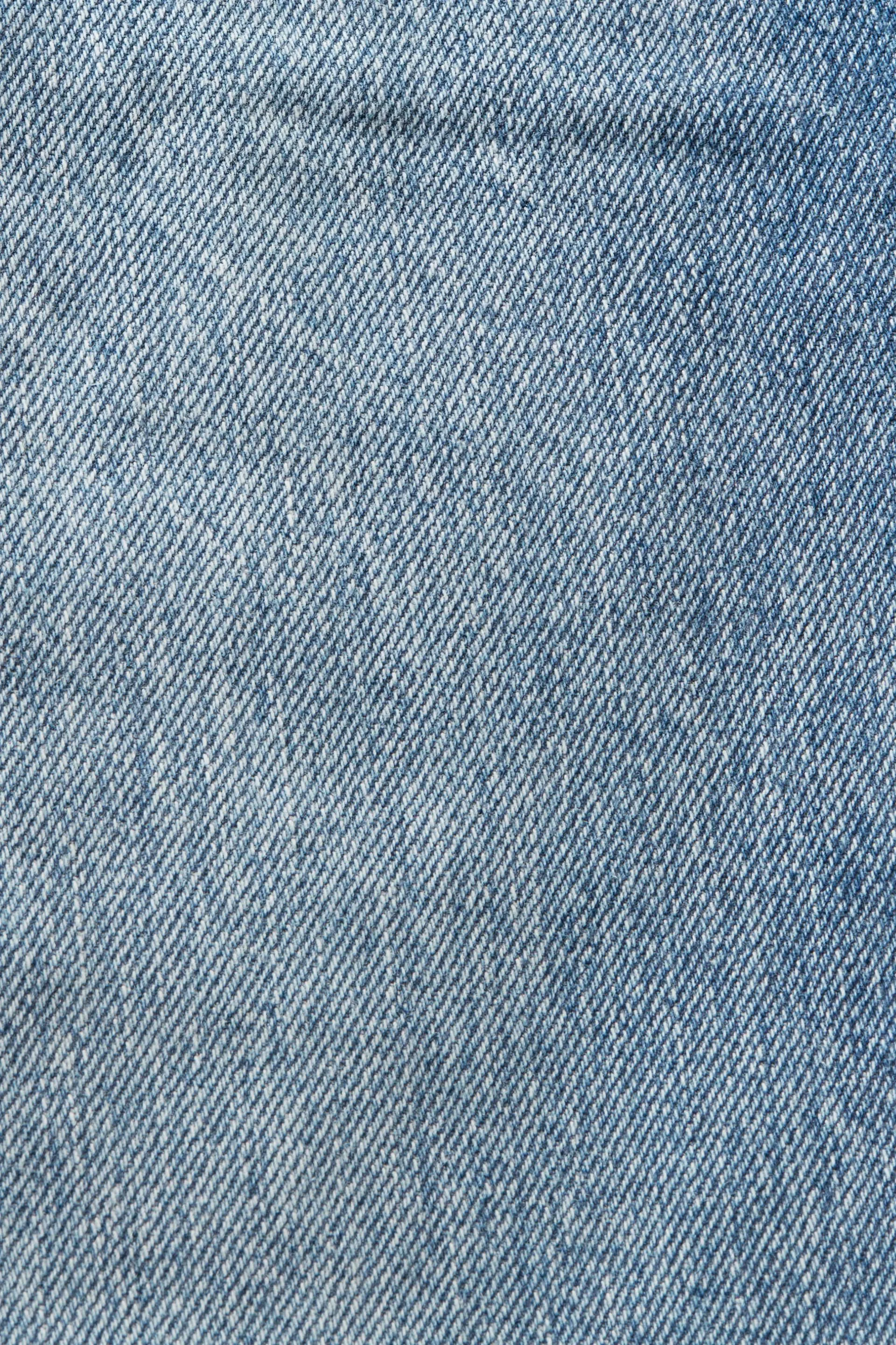 JEANS MIDRISE STRAIGHT FIT DE ESTILO CARPINTERO