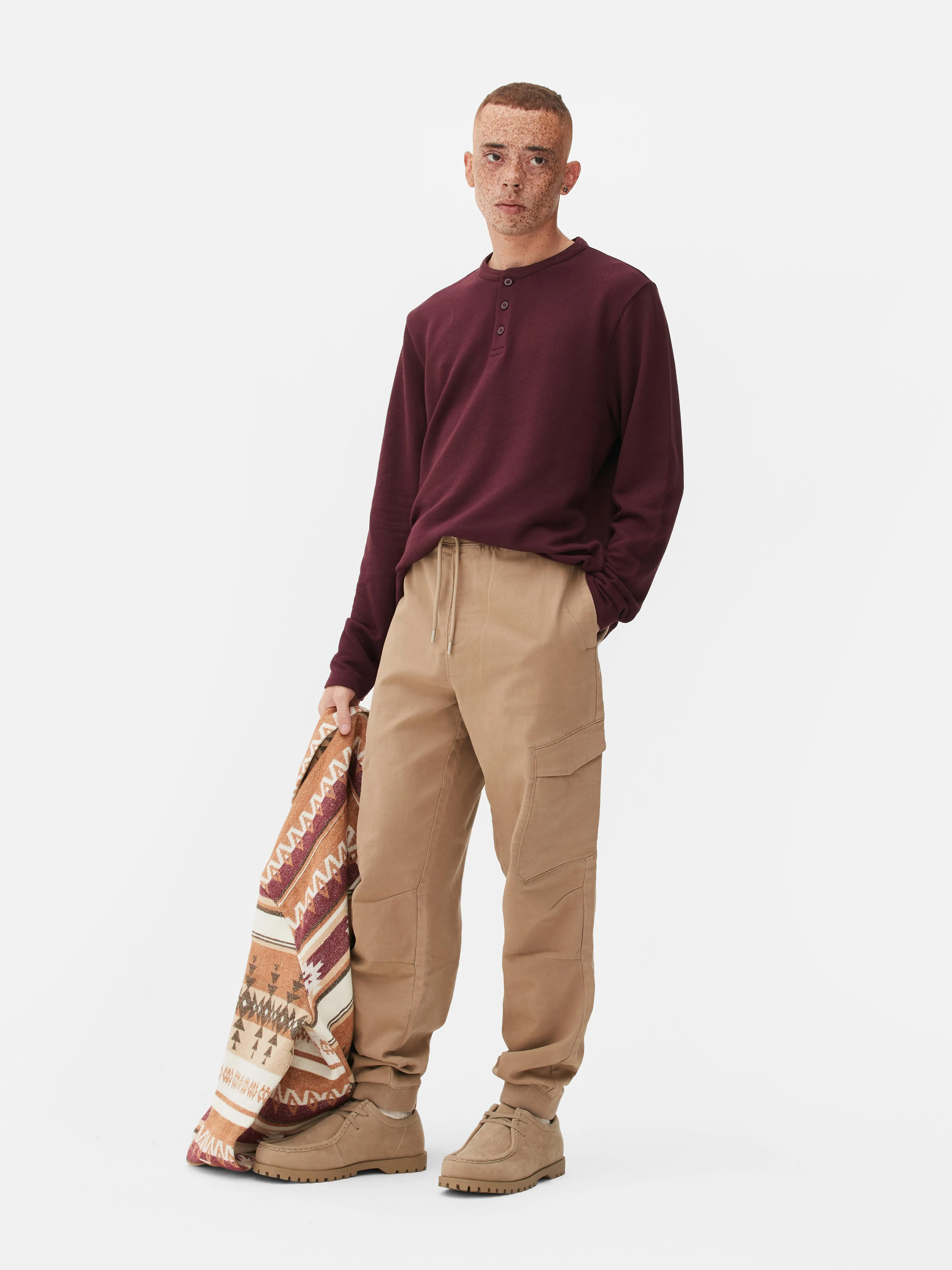 Joggers cargo elásticos de corte holgado