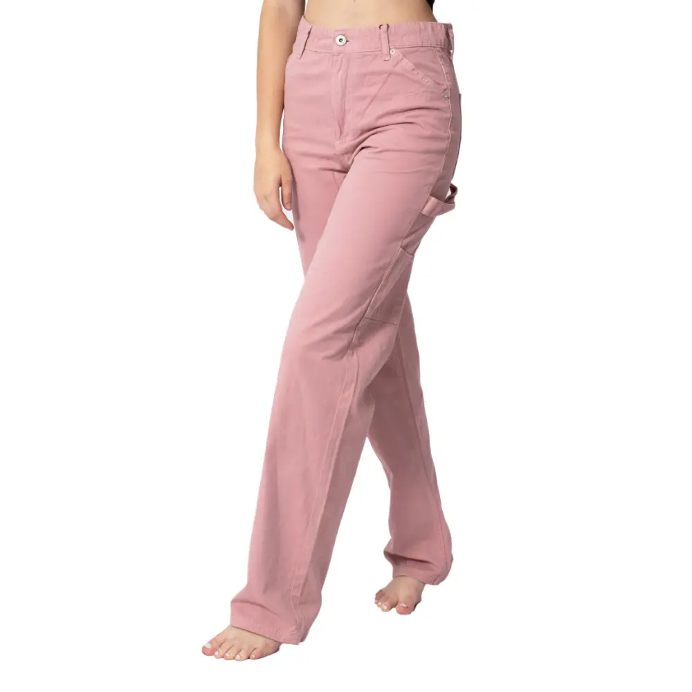 Pantalón estilo carpintero