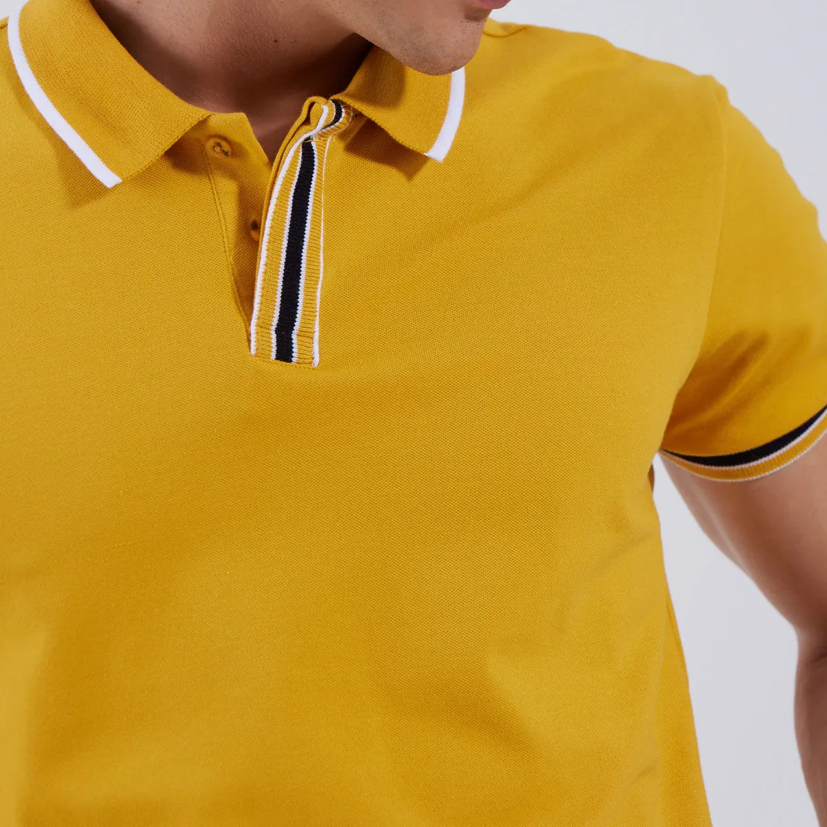 Polo Con Cuello Tejido