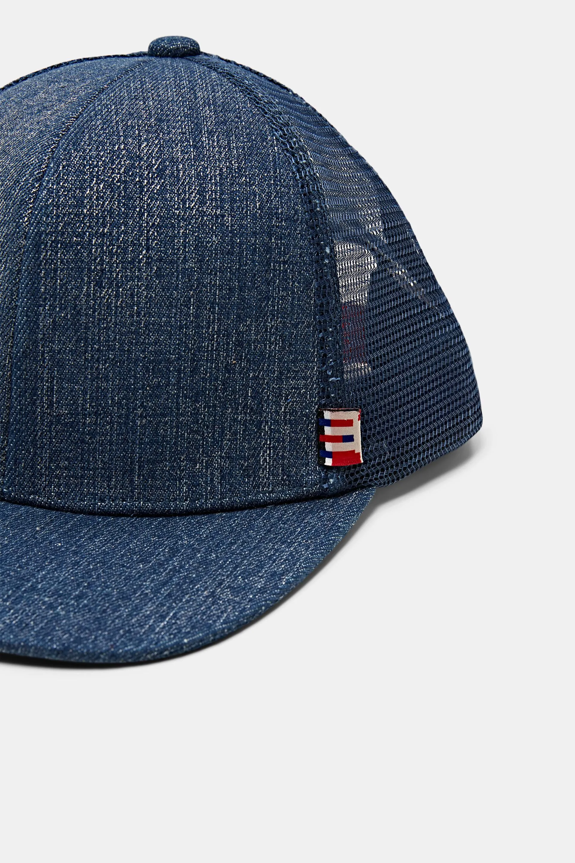 Sombrero estilo camionero de denim metalizado