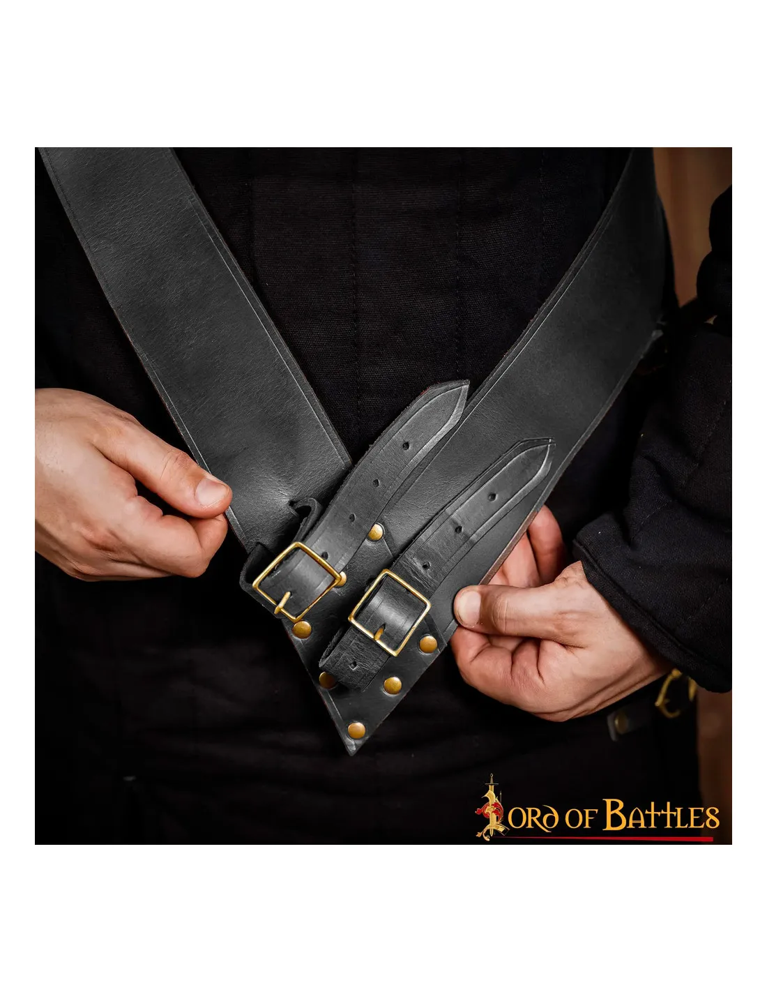 Tahalí con cinturón para espadas en cuero negro