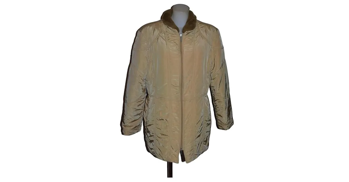 Trussardi Capa Beige Dorado 
