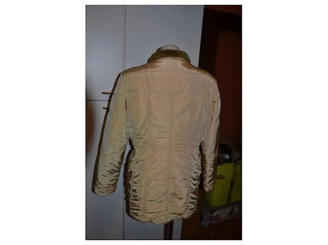 Trussardi Capa Beige Dorado 