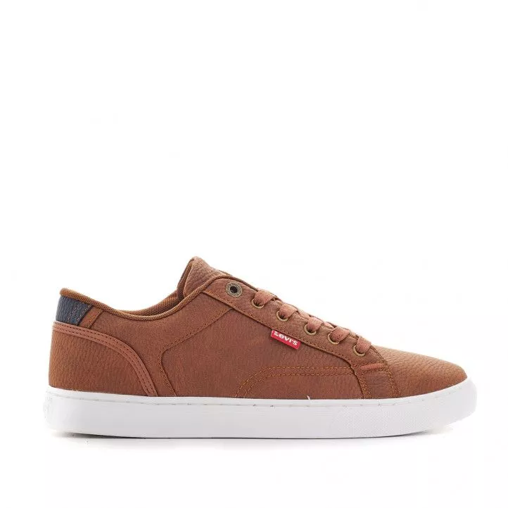 Zapatos sport Levi's efecto piel marrón con detalle azul